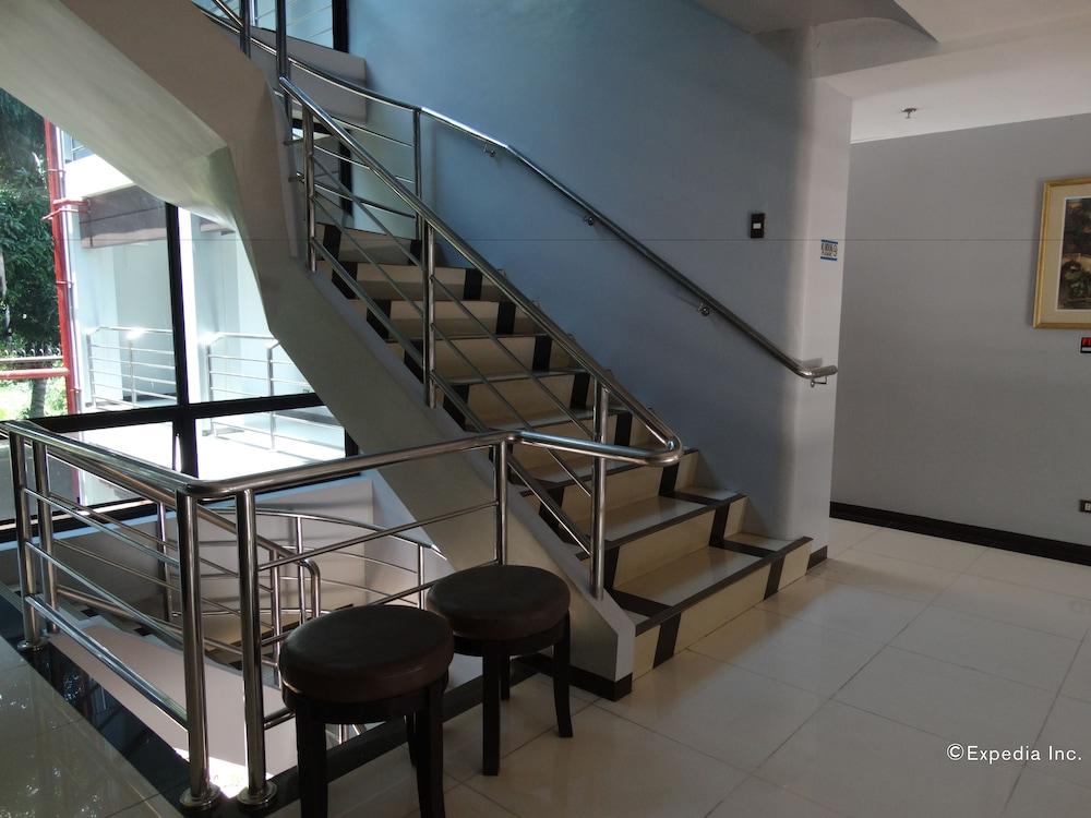 Peridot Suites Davao Exterior foto