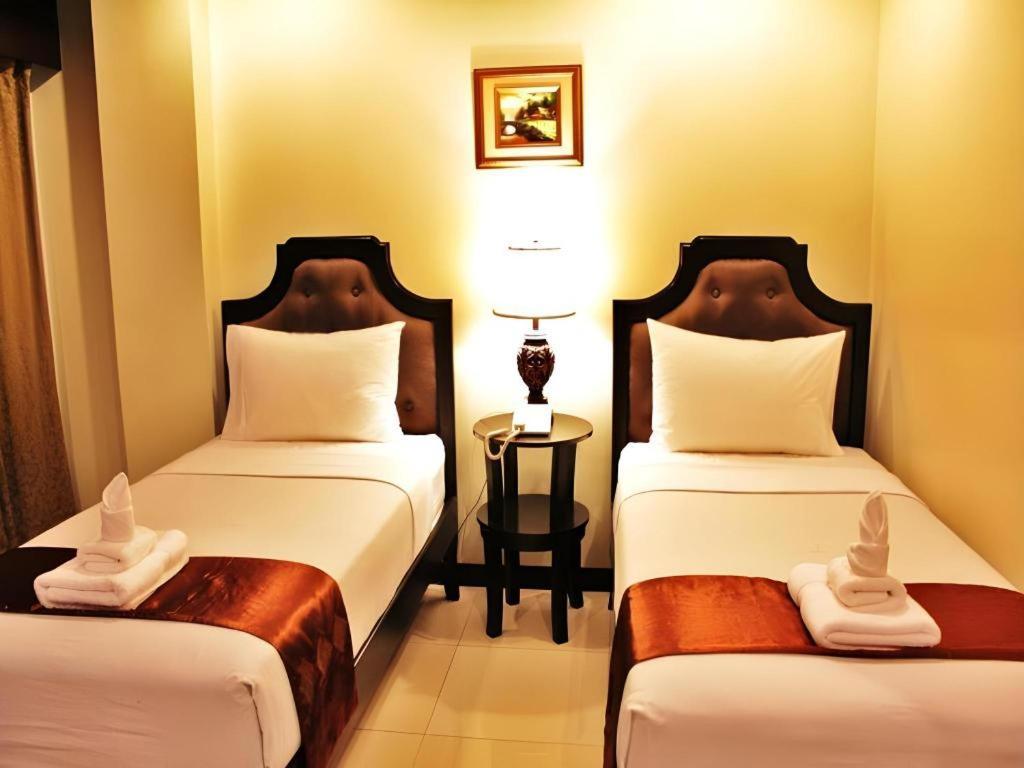 Peridot Suites Davao Exterior foto